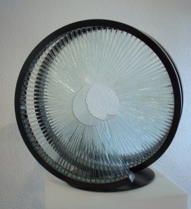 ArtForumUteBarth_Varotsos